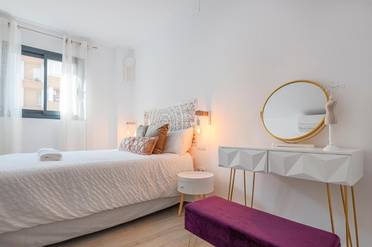 Family Home Suits Encantos De Sevilla Exterior foto