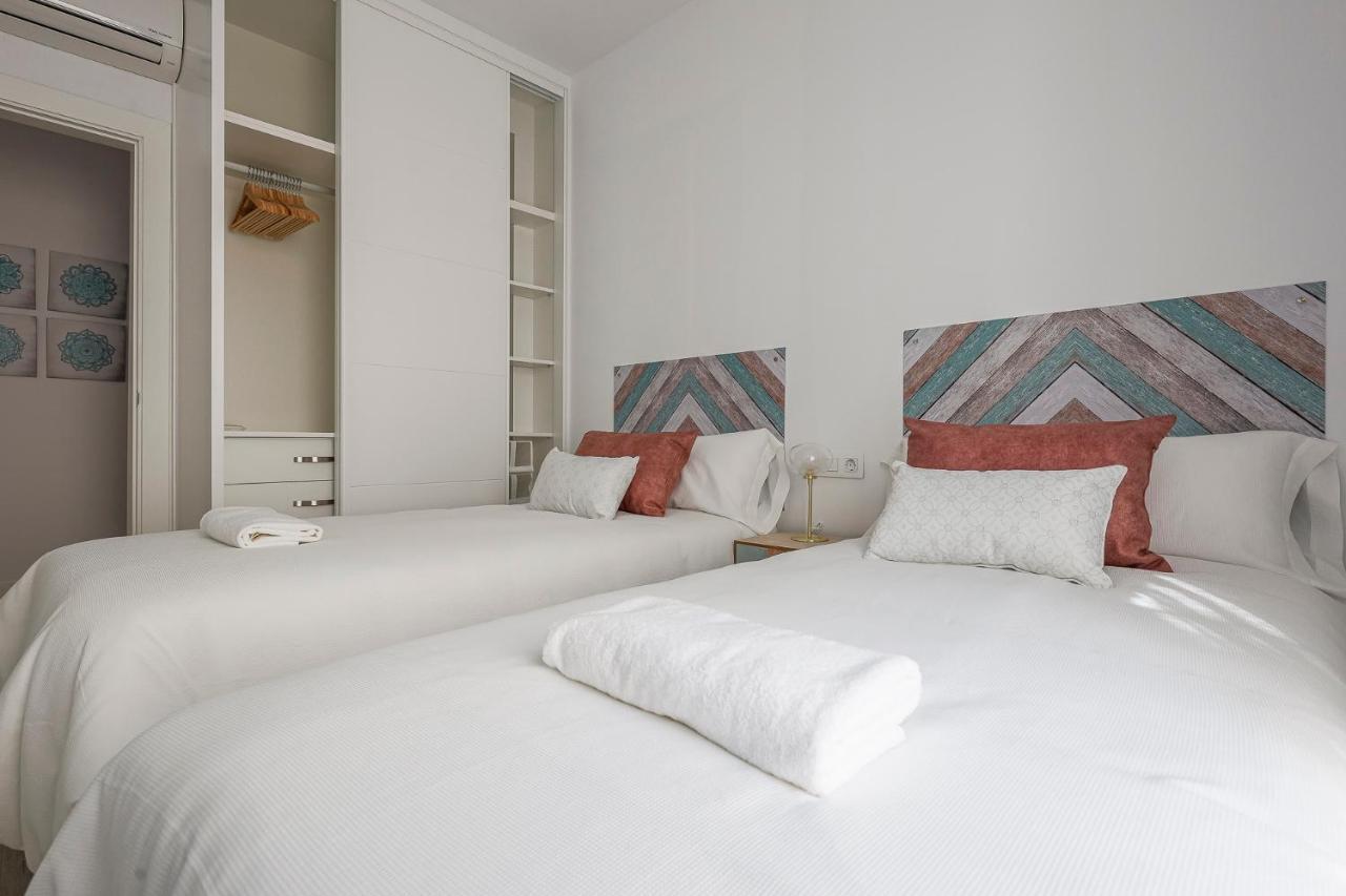 Family Home Suits Encantos De Sevilla Exterior foto